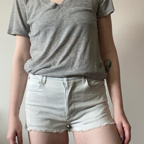 Citizens of Humanity denims shorts / size 26 - Picture 3 of 8